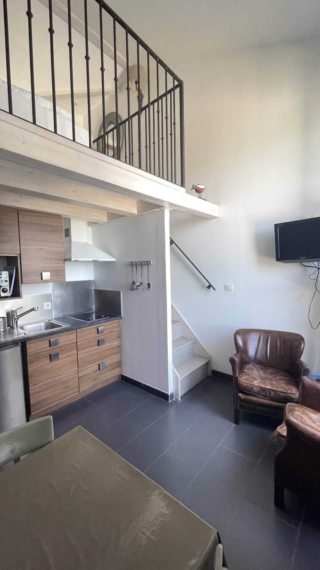 Le Mole Bed & Breakfast La Flotte Rom bilde